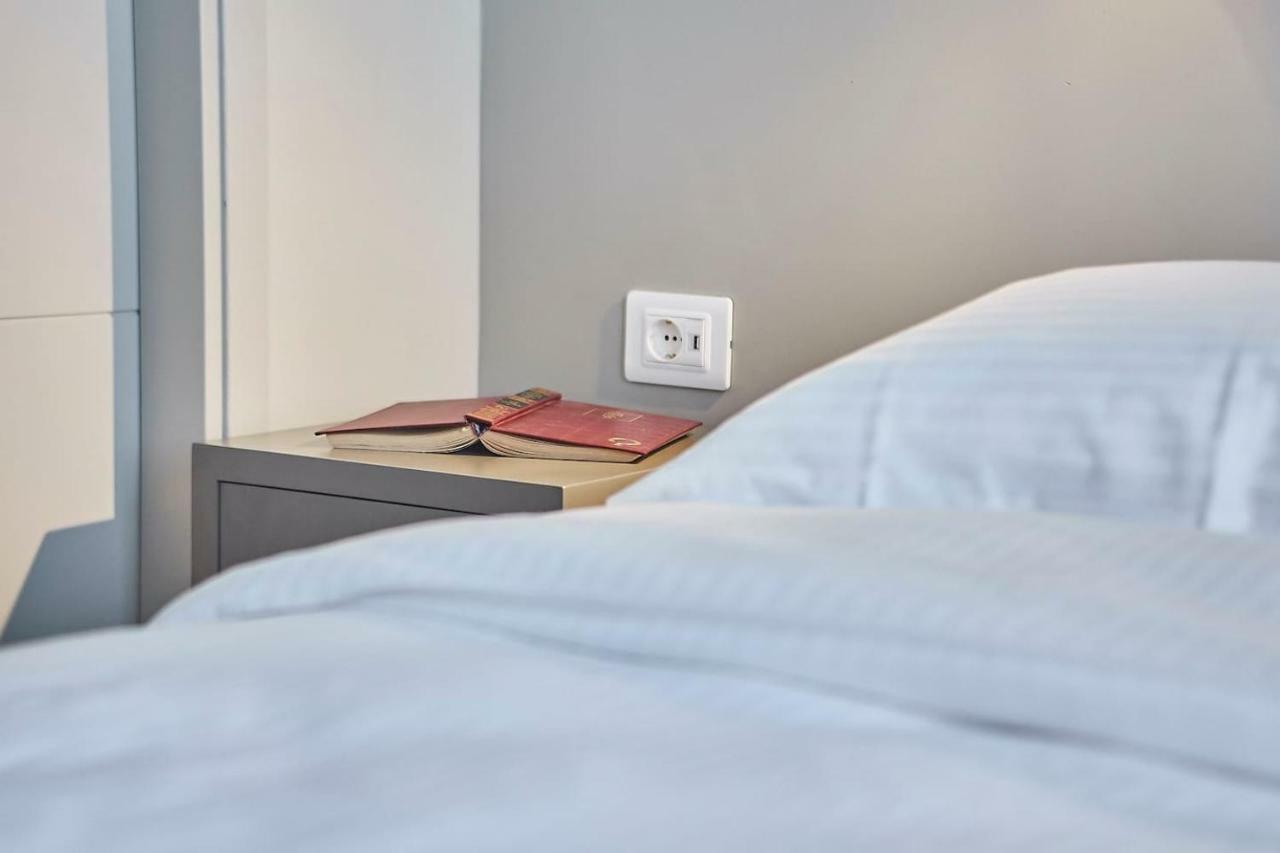 Spacious Suite W. Huge Balcony + Acropolis View Atenas Exterior foto